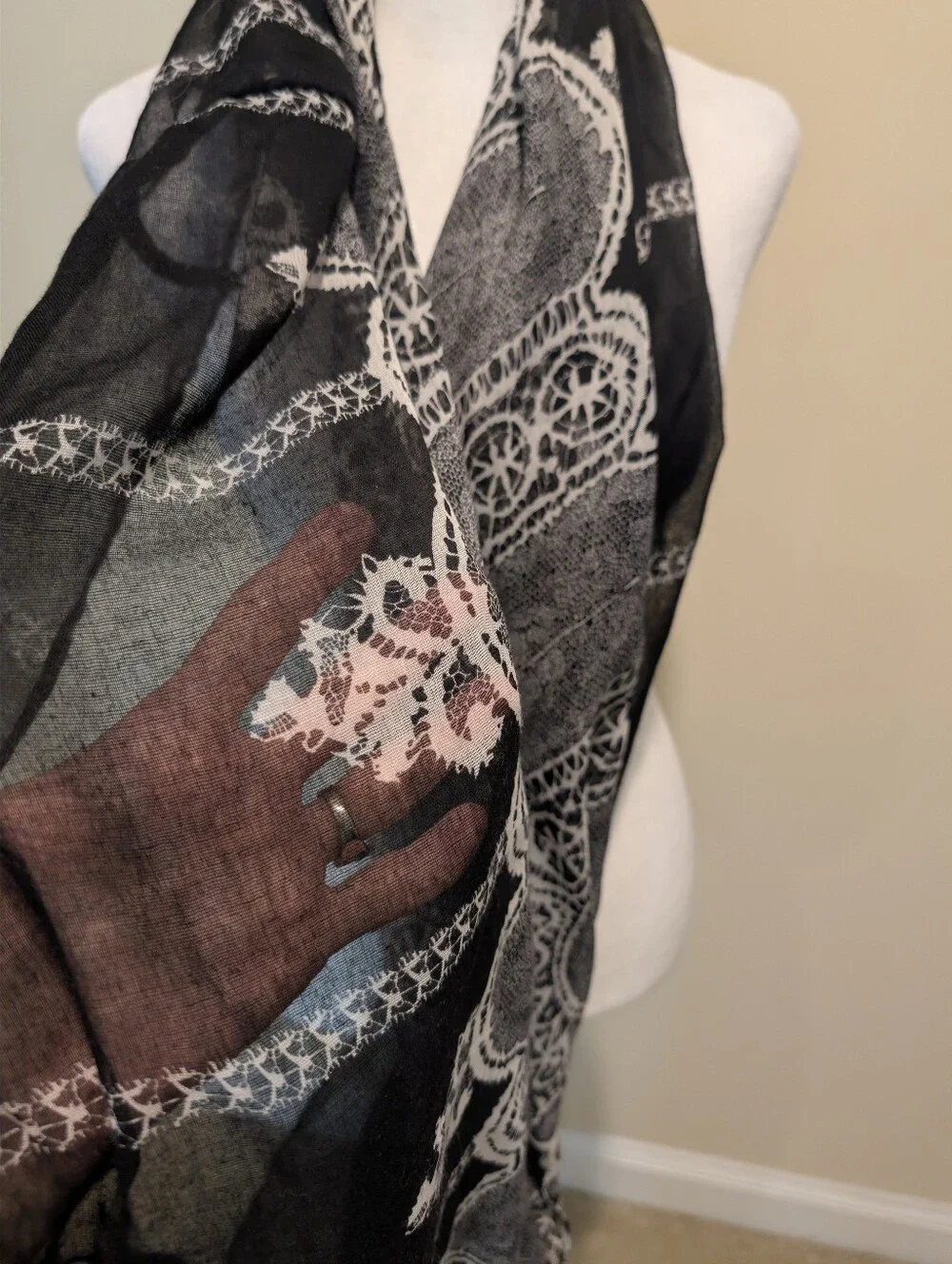 Black and White Lightweight Infinity Scarf with Ornate Lace Print